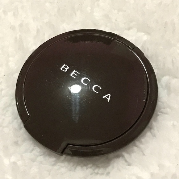 Brand new Becca Travel size Opal Highlighter cream - Picture 3 of 3